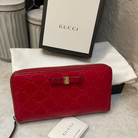 Gucci red leather logo guccissima ziparound wallet - Picture 1 of 12
